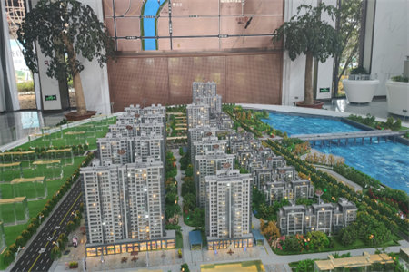 出售可可里3室2厅1卫128平中档装修